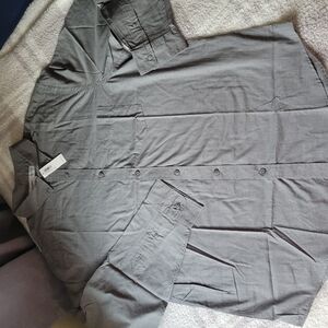 Old Navy Men's Gray Shirt